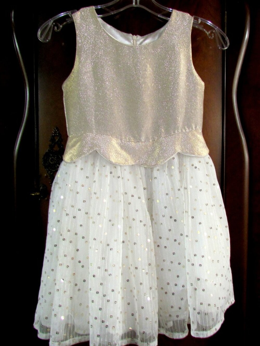 GIRL'S WHITE & GOLD DRESS 7/8, SPECIAL OCCASION, WEDDING FLOWER GIRL CAT & JACK